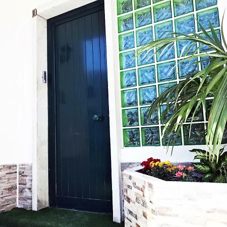 Casa de hóspedes Bing Garden 3*